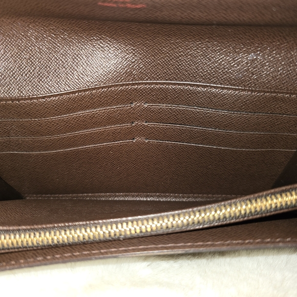 LOUIS VUITTON Damier Ebene Sarah Wallet - Picture 12 of 15
